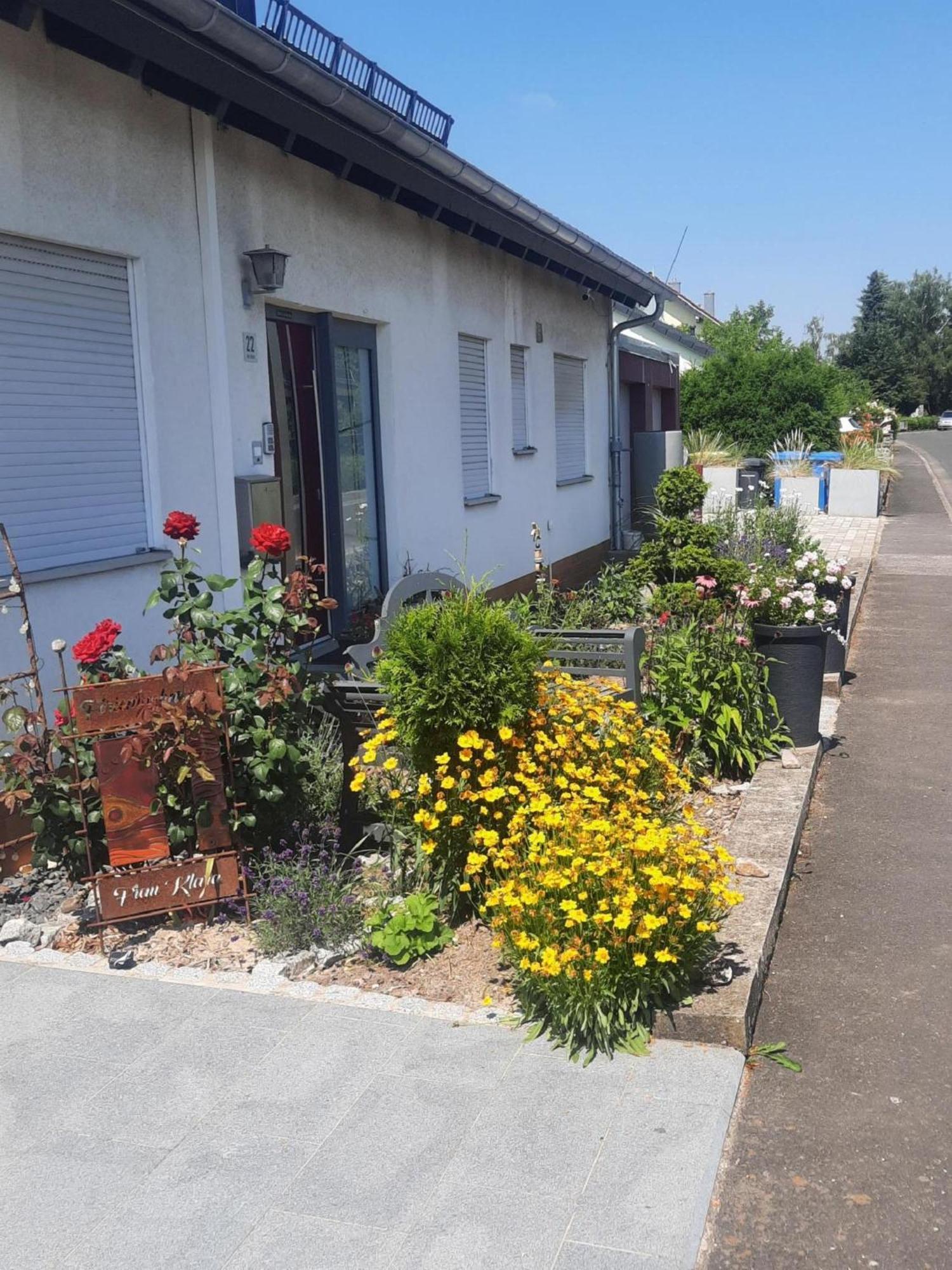 Ferienwohnung Frau Klara Hofheim in Unterfranken Exterior photo